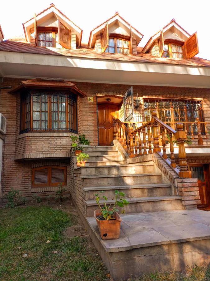 مبيت وإفطار ميندوزا Casa Bravo المظهر الخارجي الصورة